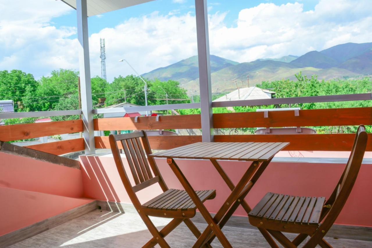 Yeghegnadzor Old Bridge B&B المظهر الخارجي الصورة